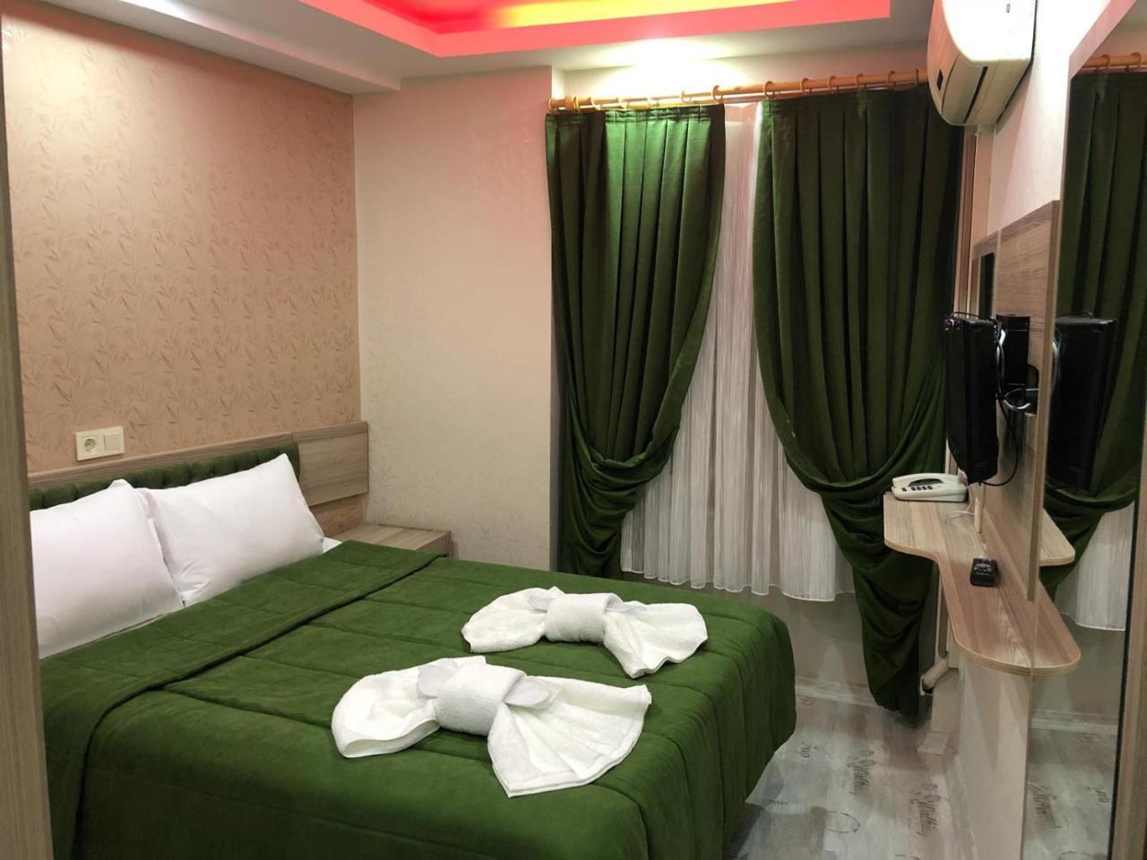 Kaya Madrid Hotel Istanboel Buitenkant foto