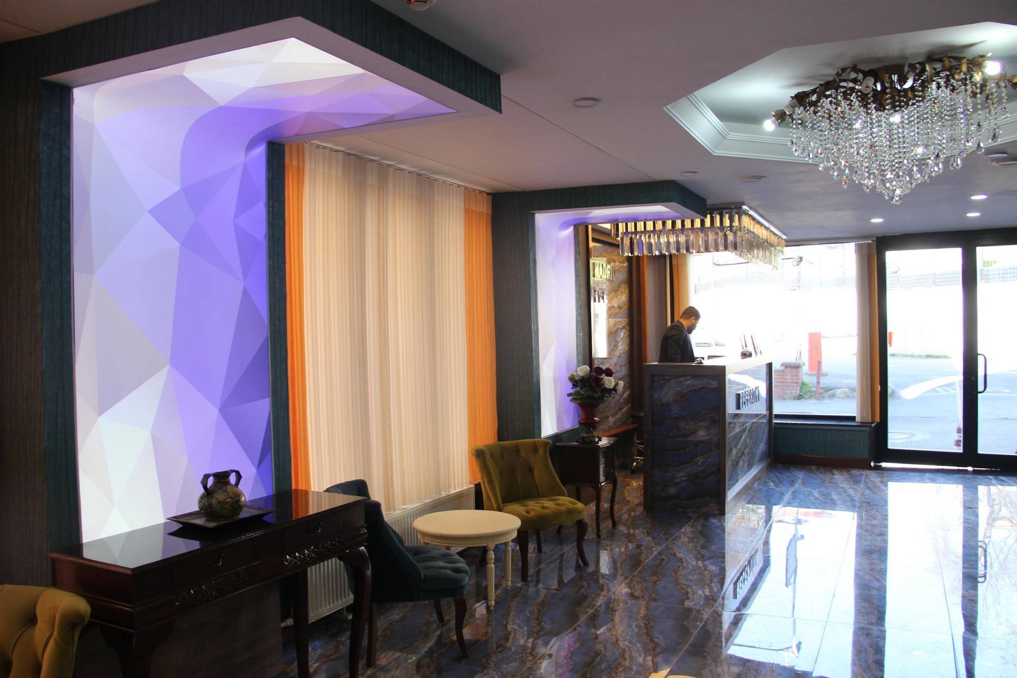 Kaya Madrid Hotel Istanboel Buitenkant foto
