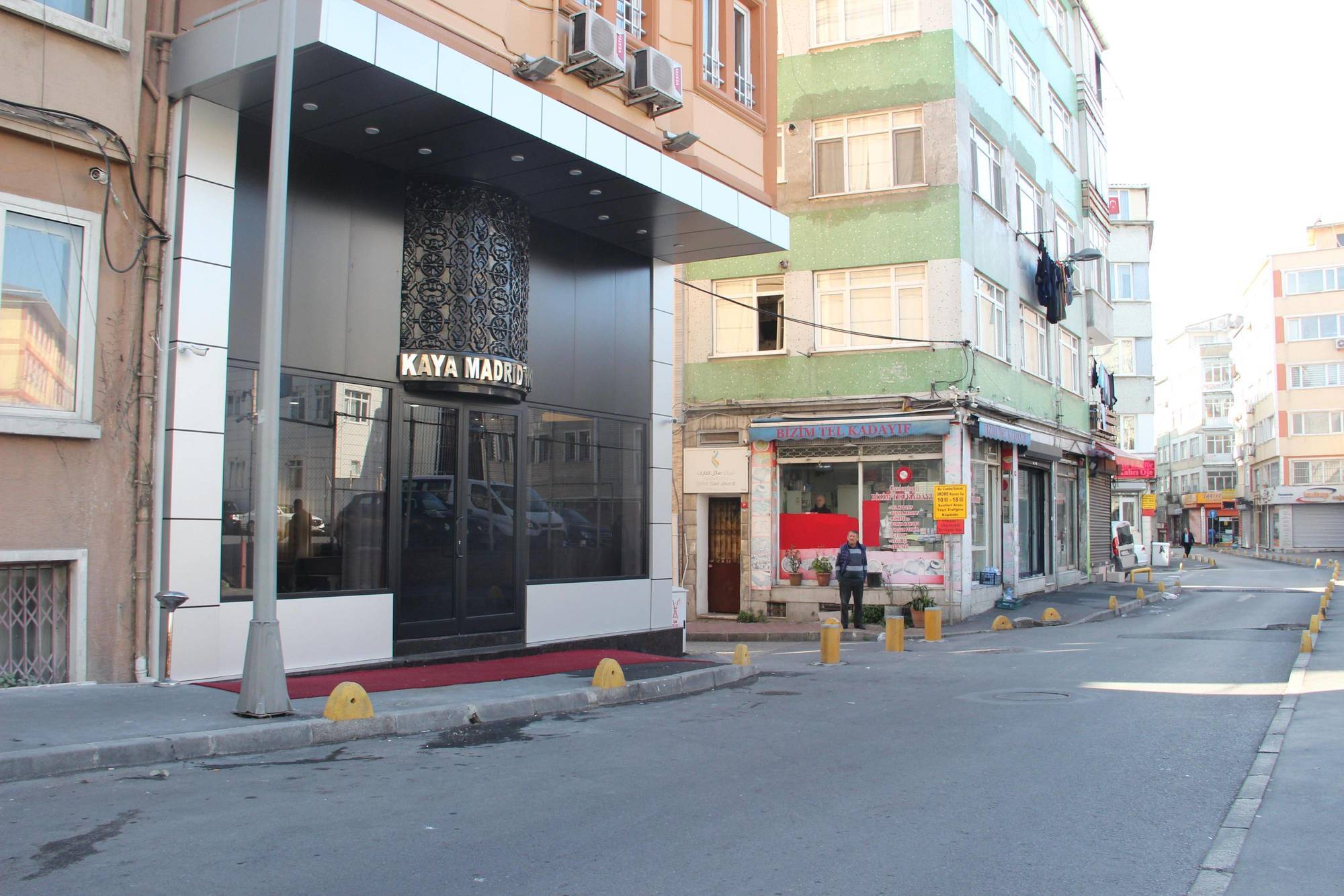 Kaya Madrid Hotel Istanboel Buitenkant foto